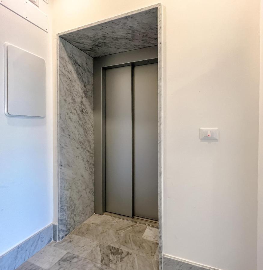 Nuovo Bilocale In Centro Con Terrazzo E Posto Auto Apartment Varazze Exterior photo